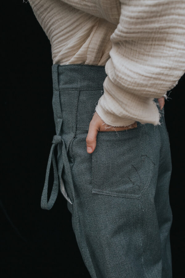 THE ARMOUR JEANS - Image 8