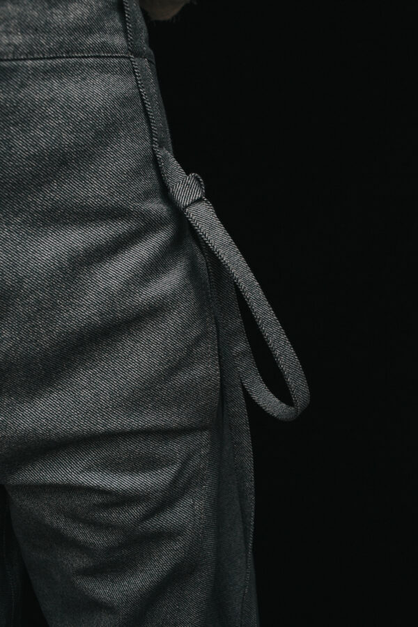 THE ARMOUR JEANS - Image 3
